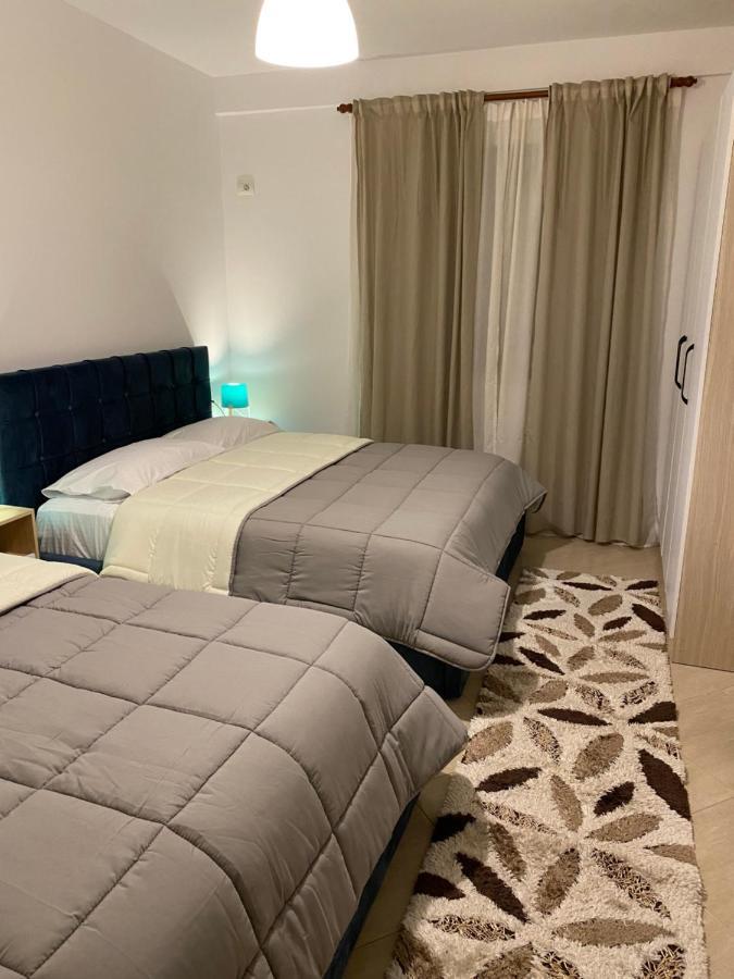 Apartamente Oslo Вльора Екстер'єр фото