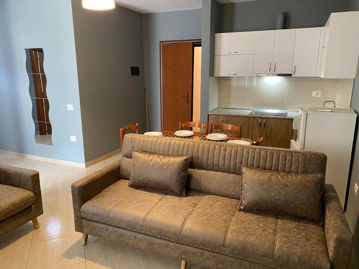 Apartamente Oslo Вльора Екстер'єр фото