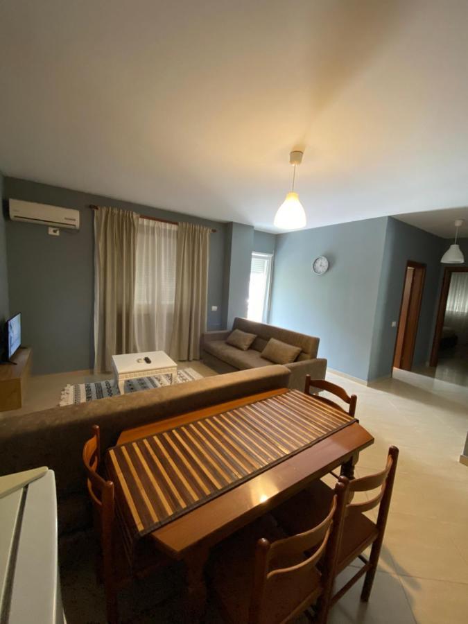 Apartamente Oslo Вльора Екстер'єр фото