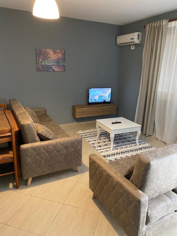 Apartamente Oslo Вльора Екстер'єр фото