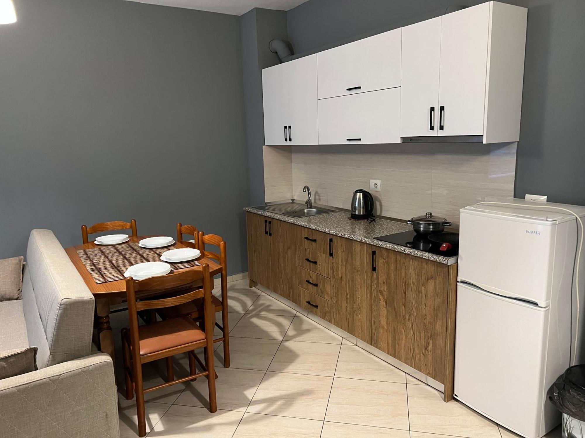 Apartamente Oslo Вльора Екстер'єр фото
