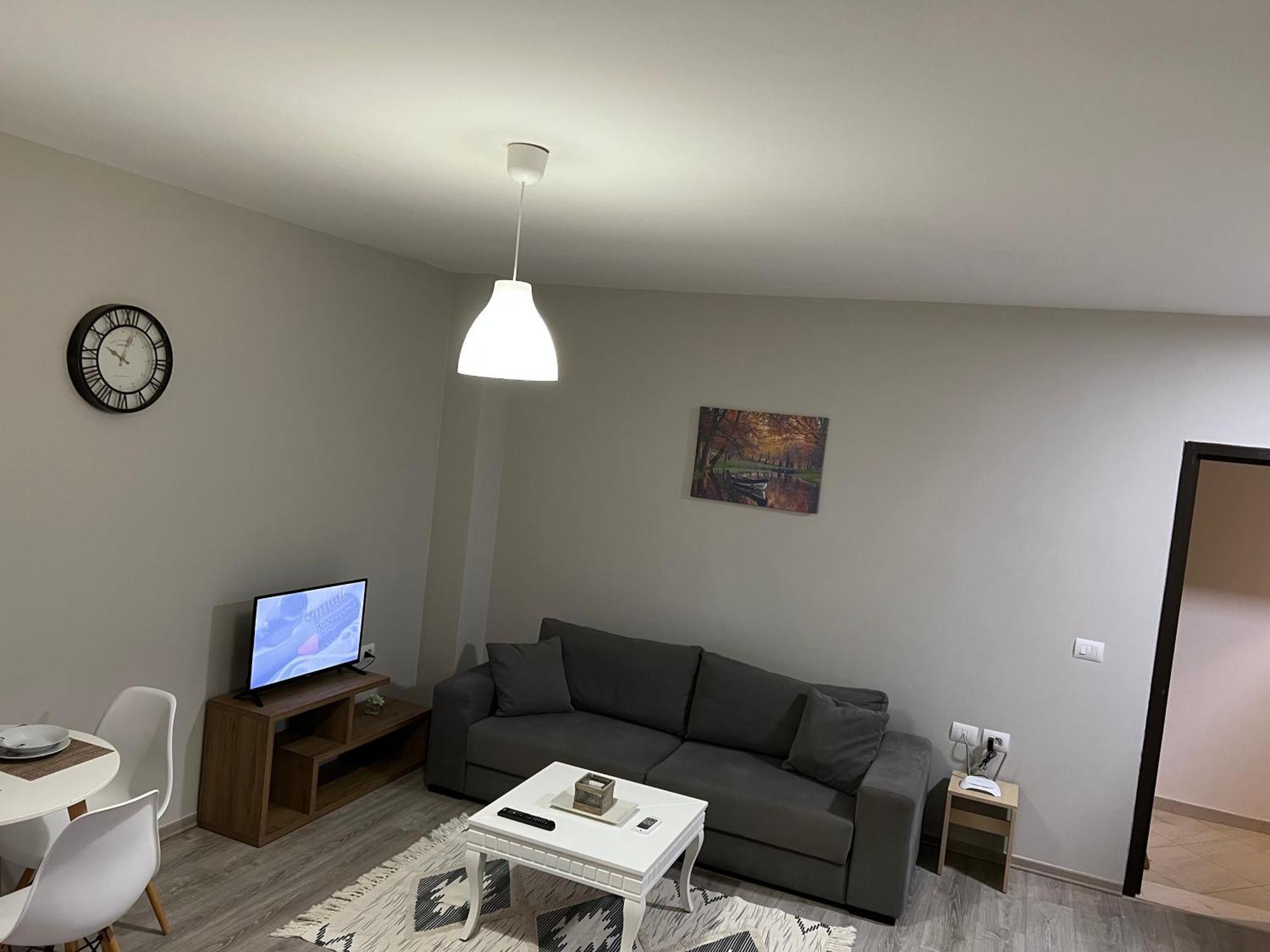 Apartamente Oslo Вльора Екстер'єр фото
